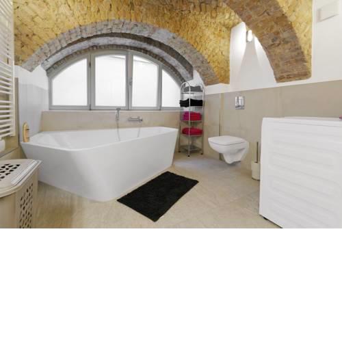 LUXURY Maisonette Duplex 2 floors,2 full bath Mitte City Center