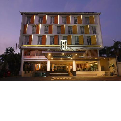 Luxury Malioboro Hotel