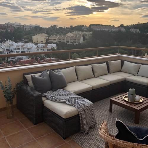 Luxury Penthouse - NEWLY REFURBISHED!