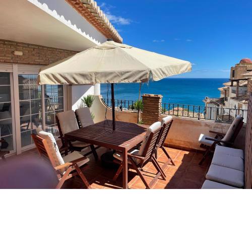Luxury Penthouse: The Beacon at Punta de la Mona