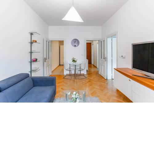 Luxury Residence Bilkova 17 with private garage