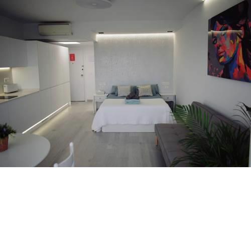 Luxury Studio in the center, city & sea views