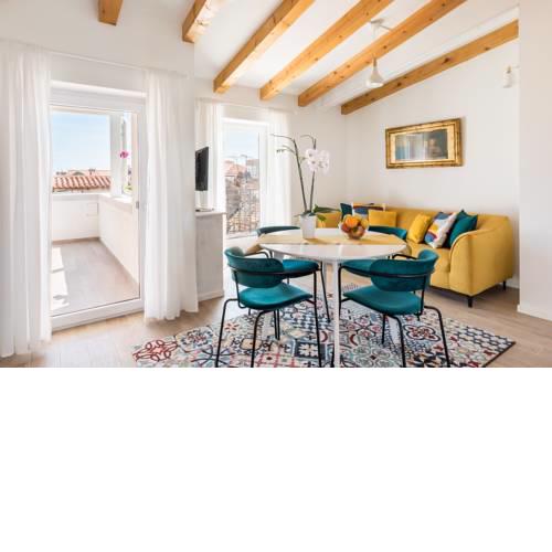 Luxury terrace apartment among the old rooftops, next to Diocletian's Palace