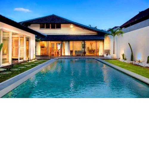 Luxury Via Villa Seminyak