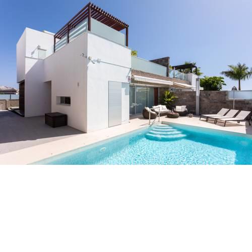 Luxury Villa BKM in Playa del Duque