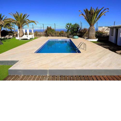 Luxury Villa Casa Blanca by Tenerife Rental and Sales