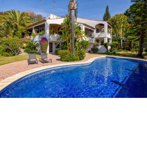 Luxury Villa El Paraiso by Rafleys, Sea Views, Private Pool, Air con