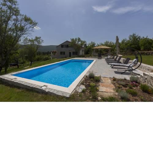 LUXURY VILLA HEAVEN nr. 2