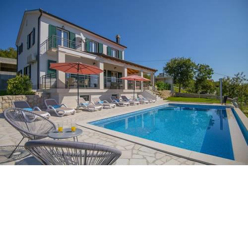 Luxury villa IN EXCELSIS