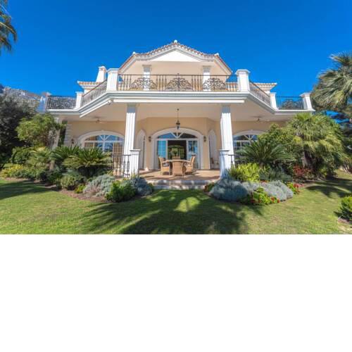 Luxury villa in Sierra Blanca with amazing views