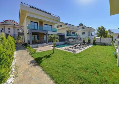Luxury Villa near the Sea in Fethiye, Foça - AWZ 195