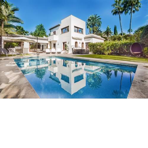 Luxury Villa Nueva Andalucia Puerto Banús