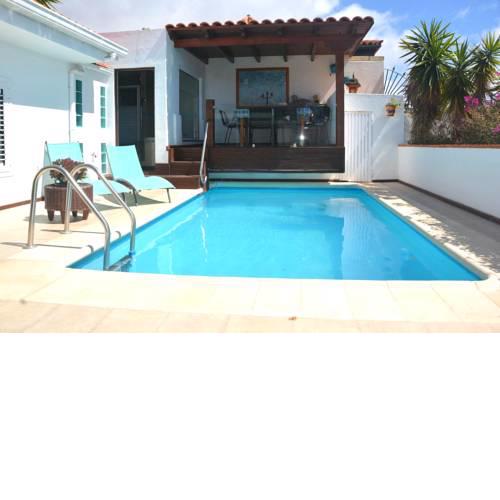 Luxury Villa Pool with Jacuzzi and Sauna Ocean view