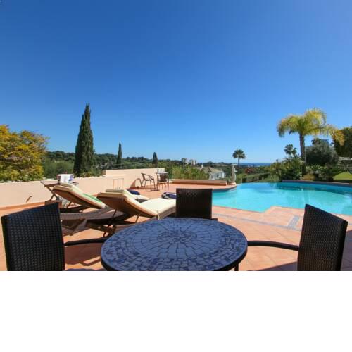 Luxury Villa Robledal By Mabiente - Views of the sea and the golf course