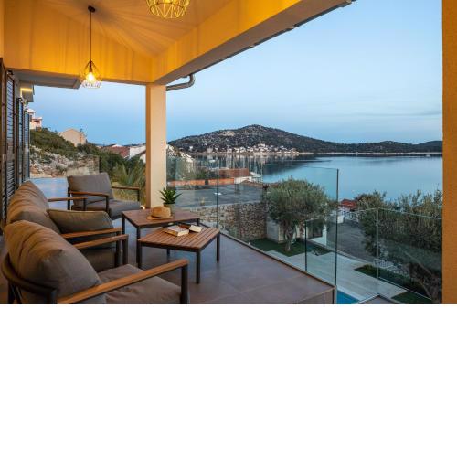 Luxury Villa Tisno
