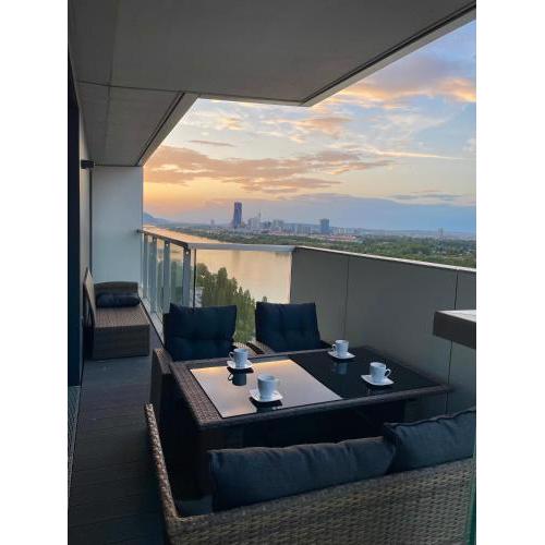 Luxury Waterfront Sky Residence
