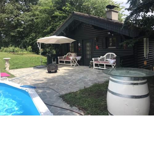 Luxus Blockhaus mit Bad plus Pool