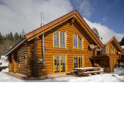 Luxus-Ferienhaus Blockhaus Chalet Nr. 3 mit Sauna, Fussbodenheizung im EG, Kamin, zentral in Feldberg-Ort