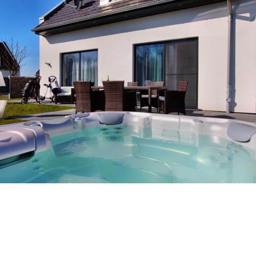 Luxus-VILLA MAJOR