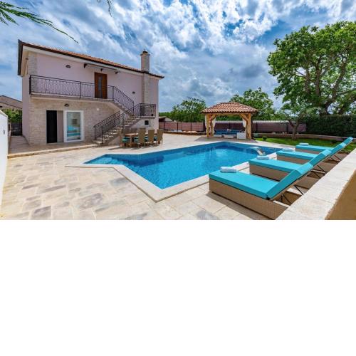 Luxusvilla nahe Porec Luxury Villa close to Porec