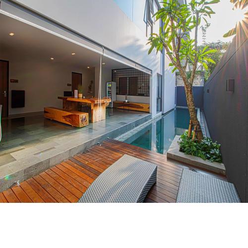 M Studio Karawaci