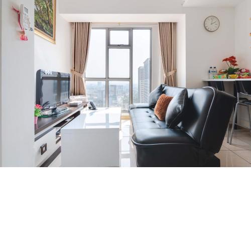 M-Town Residence 1 BR Comfy Tangerang