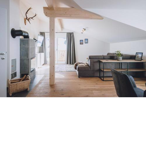M1 - Mountain Living