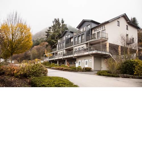 M13 Hotel