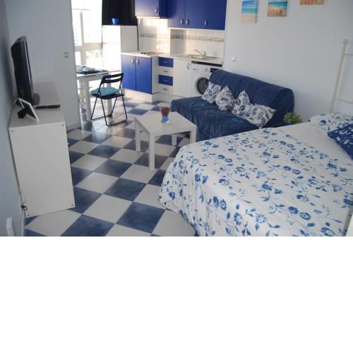 M3 904 Azul Mediterráneo bonito y confortable estudio