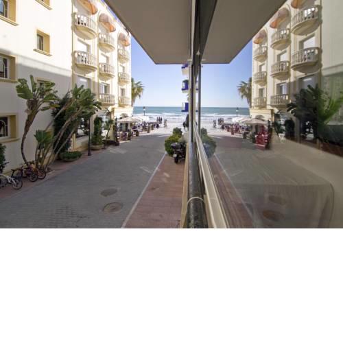 Magi Beach Apartment