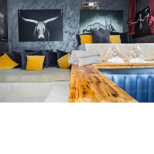 MAGIC HOME KINO WHIRLPOOL WELLNESS FUN MORE