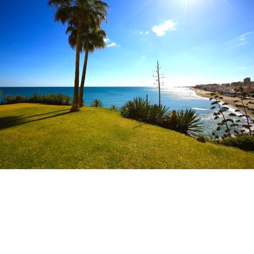 Magical Sea View Studios