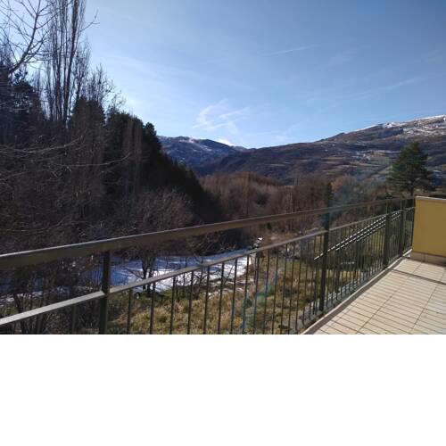 Magnífic apartament de muntanya amb encant a la Vall Fosca. Tranquil.litat i natura. Bones excursións.