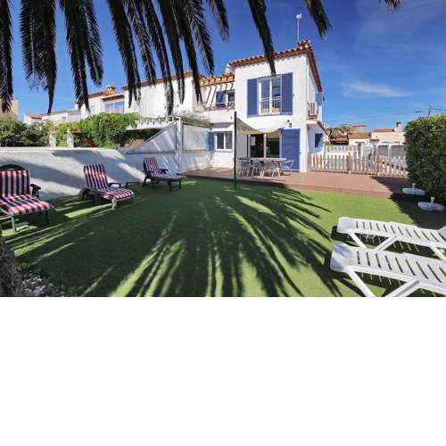 Magnífica casa 3 hab con jardín y piscina privada a 300m de la playa
