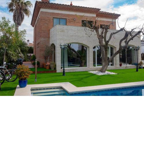 MAGNIFICA CASA A PIE DEL MAR CON PISCINA INDIVIDAL