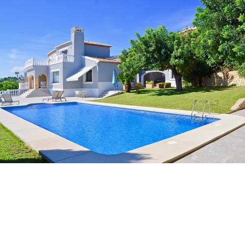 Magnificent villa with fantastic sea view in Javea within a walking distance to the sea
