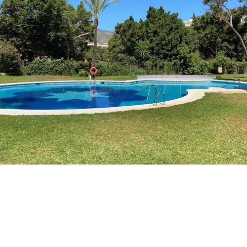 Magnífico apartamento con piscina en Benalmádena