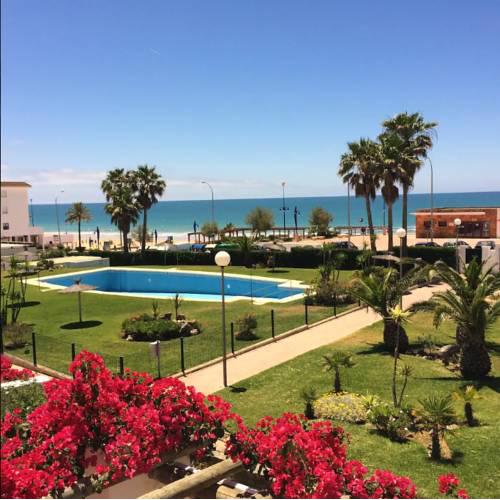 Magnífico apartamento en la Barrosa frente al mar