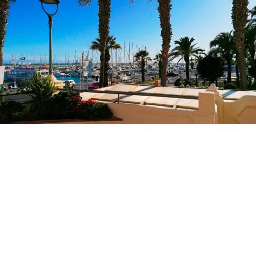 Magnífico apartamento en Puerto Marina 204