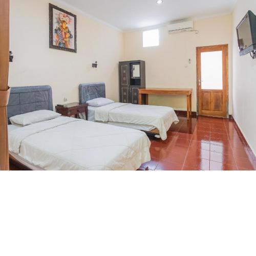 Mahendra Beach Inn