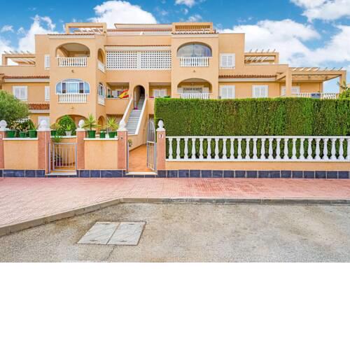 Majestic Bungalow in Orihuela with Sauna