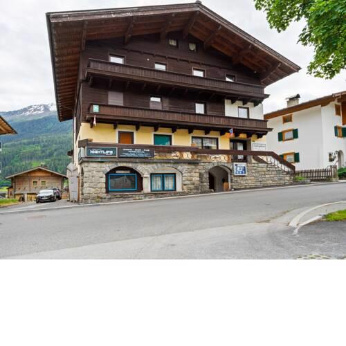 Majestic Home in Neukirchen am Großvenediger with Balcony