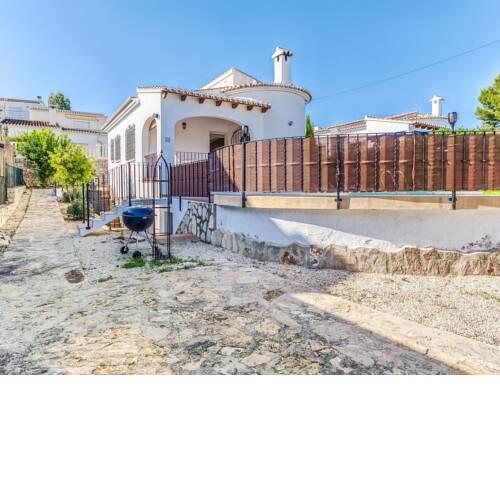 Majestic Villa in Alcalalí with Private Swimming Pool