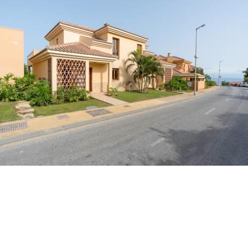 Malagasuite Private Deluxe Villa