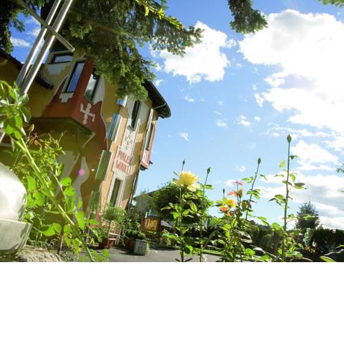 Malerwinkl Restaurant + Kunsthotel