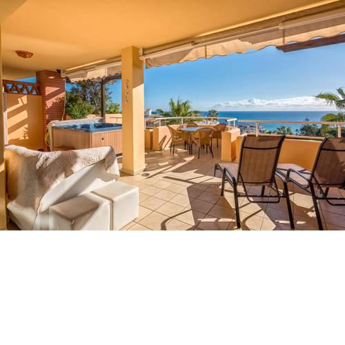 Malibu Mansions Condo #3 by Rafleys