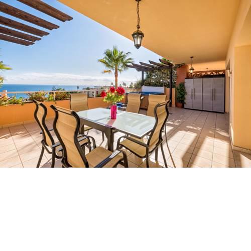 Malibu Mansions Condo 3 by Rafleys