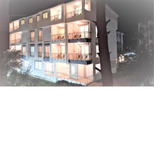 Mango Suite Hotel