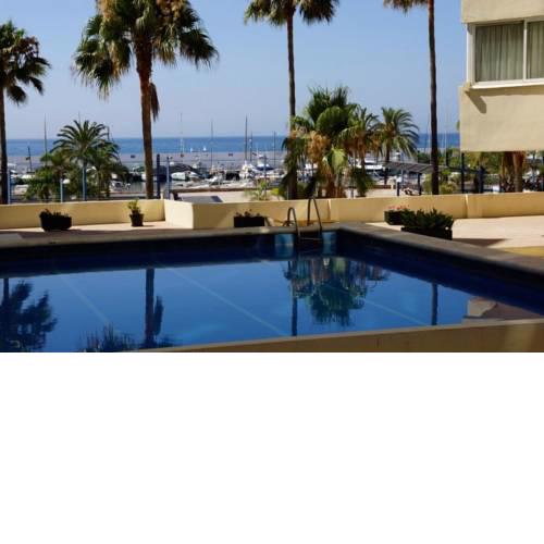 Marbella 2000 Elegant Apartment