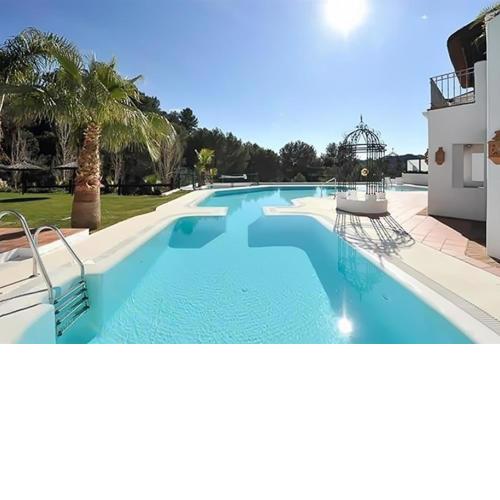 Marbella Hills Istán Lake House